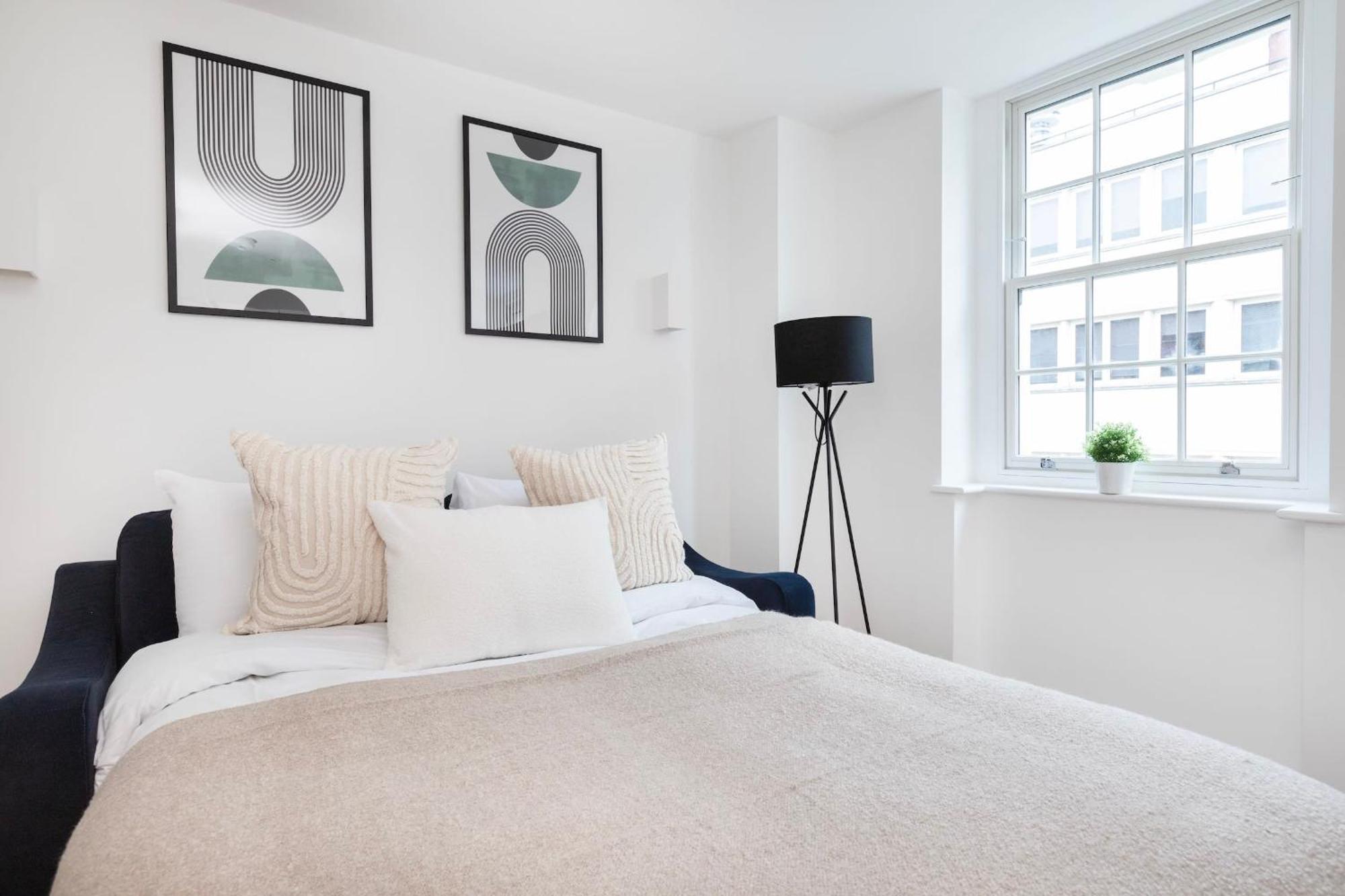 Fitzrovia With Balcony - Cityapartmentstay London Exterior photo
