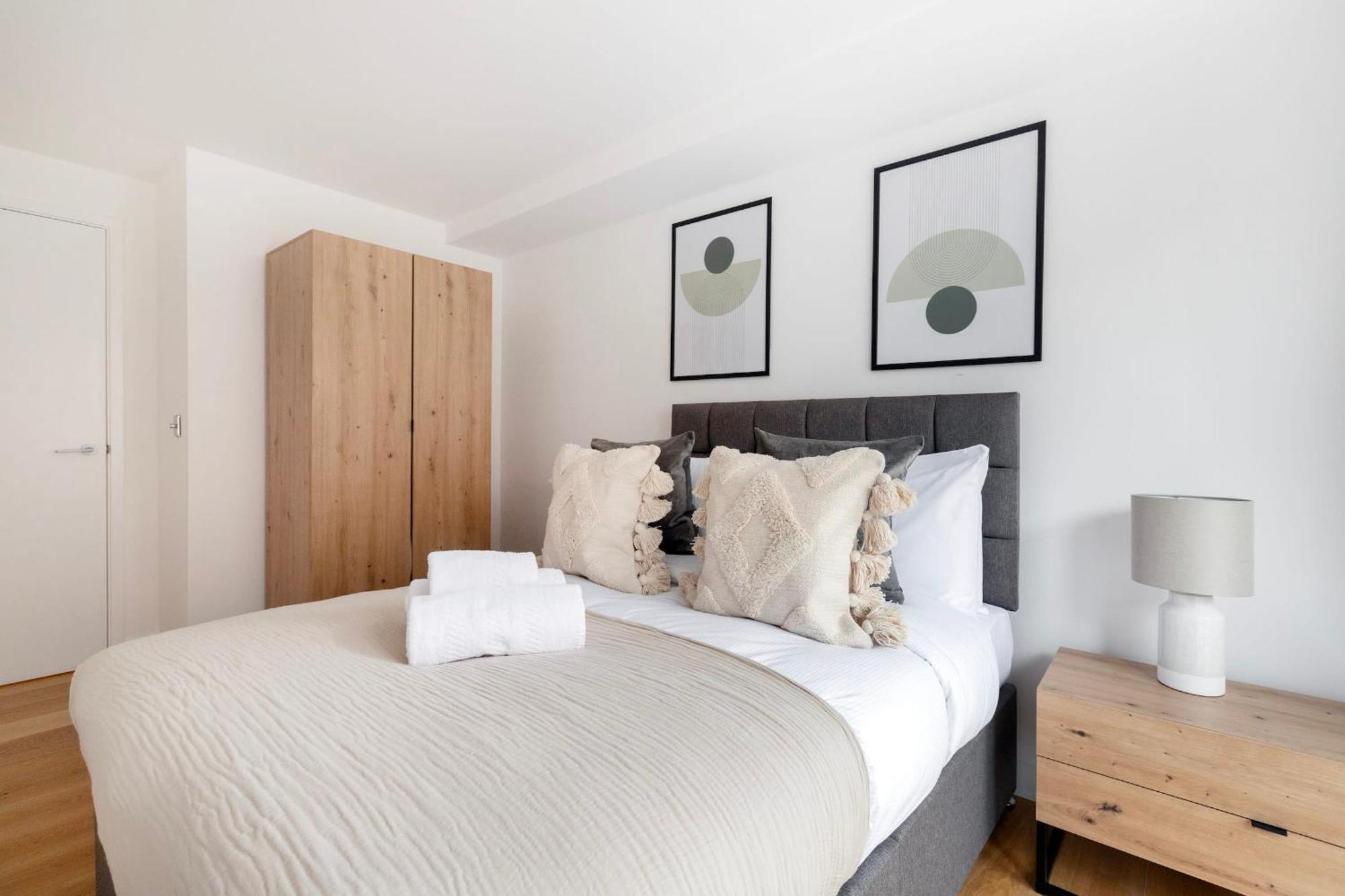Fitzrovia With Balcony - Cityapartmentstay London Exterior photo